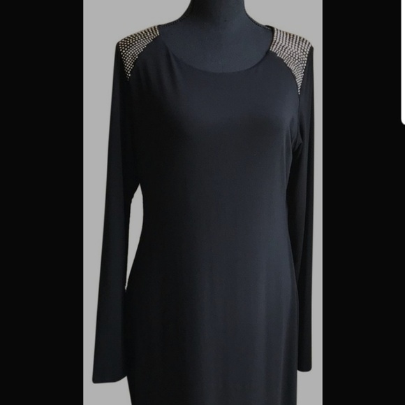 Vince Camuto Dresses & Skirts - Vince Camuto Studded Shoulder Dress Vince Camuto Dresses & Skirts - Vince Camuto Studded Shoulder Dress